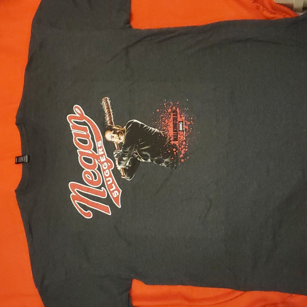 The Walking Dead tee